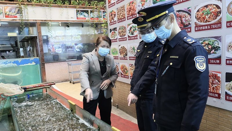 定制甜蜜，浪漫升级：情人节糖果定制的秘密**