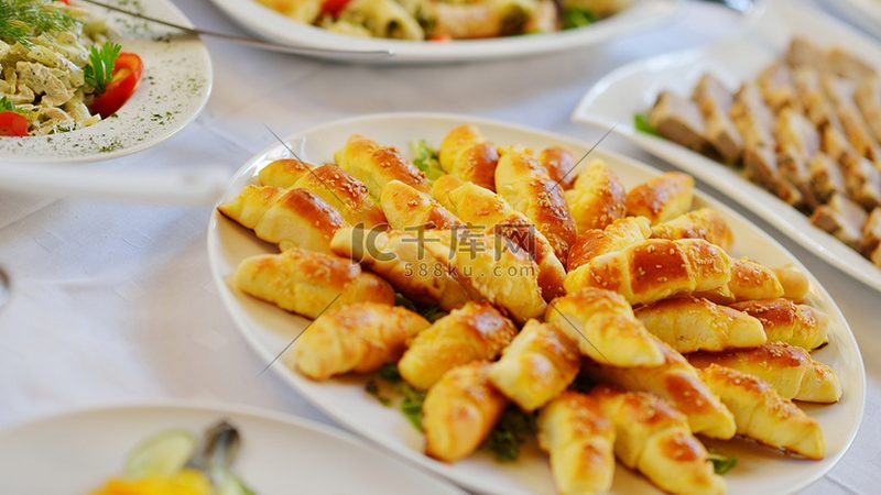 食品OEM工厂资质解码：合规定制，品质保障